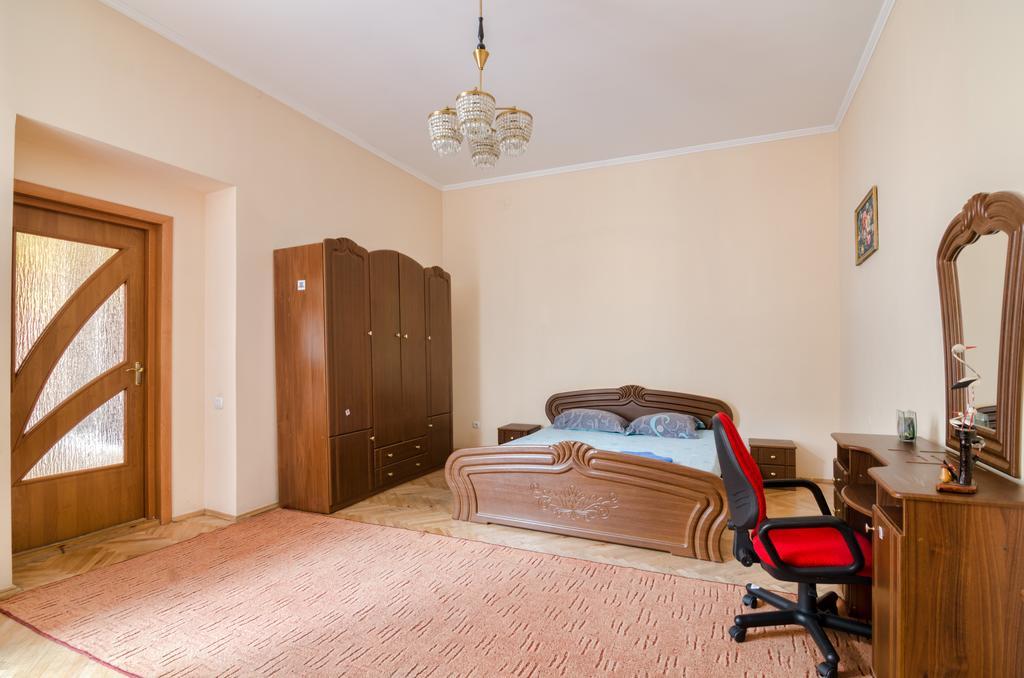 Leogrand Apartments Teodora 3 Lviv Eksteriør billede