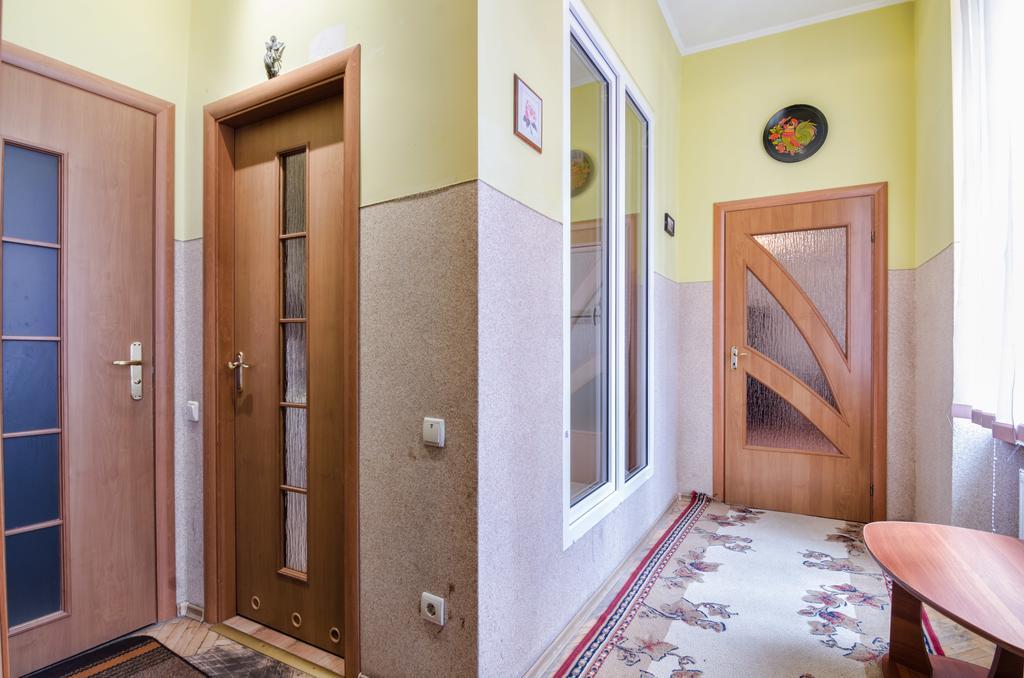 Leogrand Apartments Teodora 3 Lviv Eksteriør billede